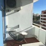 Tuga Penthouse شقة *